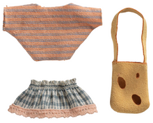 little sister clothes and cheese bag