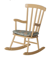 rocking chair wheat