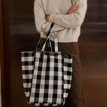 pippa tote bag checkered black