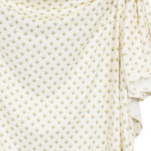 swaddle blanket in della