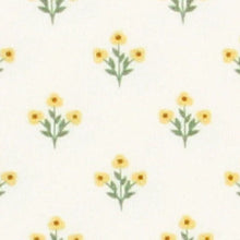 zippered footie della