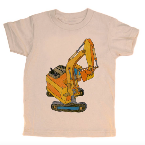 digger on natural tee